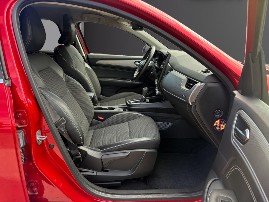 RENAULT d'occasion ARKANA 1.3 MILD HYBRID 140 CV EDC de 2021 Reunion