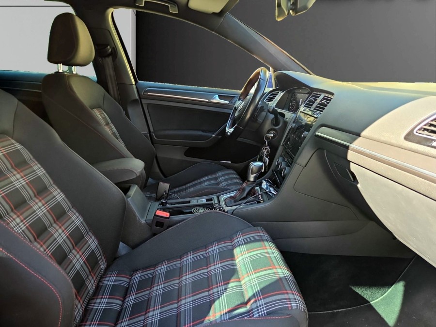 VOLKSWAGEN d'occasion GOLF VII VOLKSWAGEN GOLF GTI PERFORMANCE 2.0