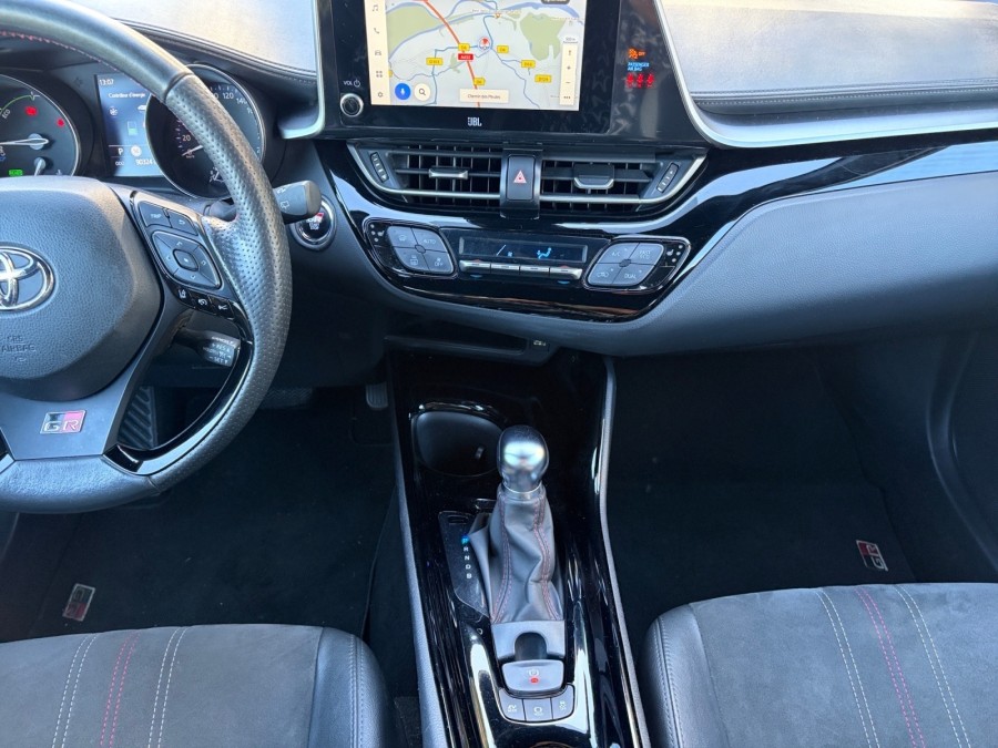 TOYOTA d'occasion CHR 1.8 HYBRIDE 122H GR SPORT de 2023 Nord Isère