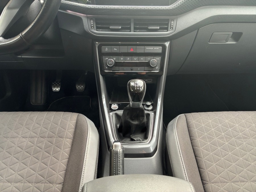 VOLKSWAGEN d'occasion T-CROSS 1.0 TSI 115ch Carat de 2019 Nice (06)﻿