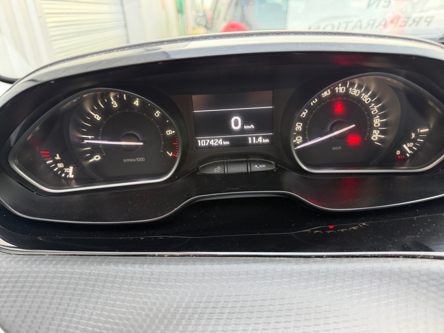 PEUGEOT d'occasion 208 1.2 110 ALLURE de 2018 Brest (29)﻿