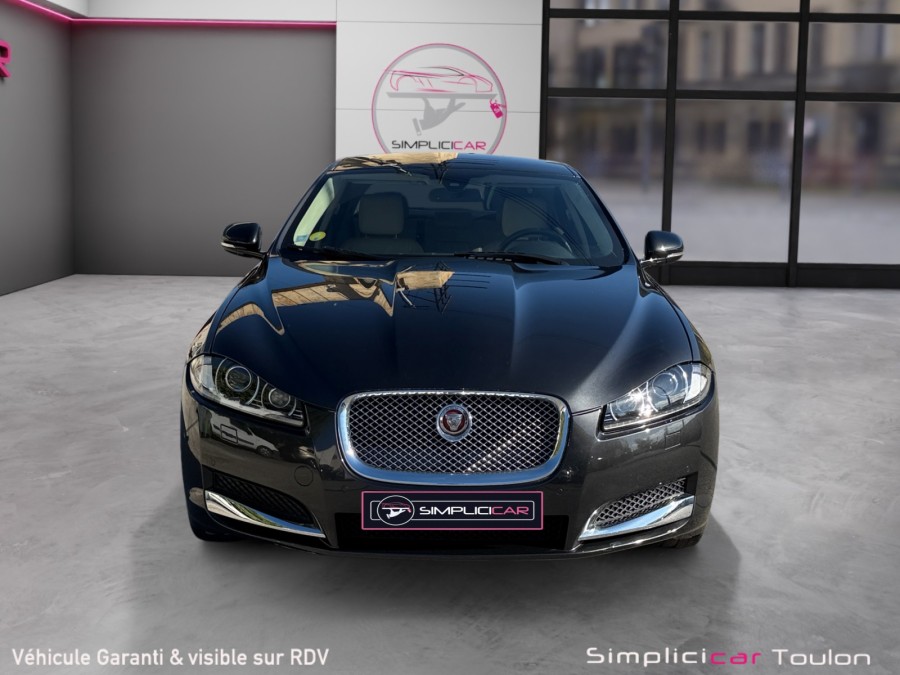 JAGUAR d'occasion XF 2.2 D 200ch Luxe Premium de 2015 Toulon Est (83)﻿