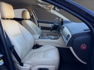 JAGUAR d'occasion XF 2.2 D 200ch Luxe Premium de 2015 Toulon Est (83)﻿