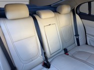 JAGUAR d'occasion XF 2.2 D 200ch Luxe Premium de 2015 Toulon Est (83)﻿