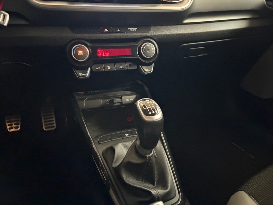 KIA d'occasion STONIC 1.0 T-GDI de 2020 Rodez (12)﻿