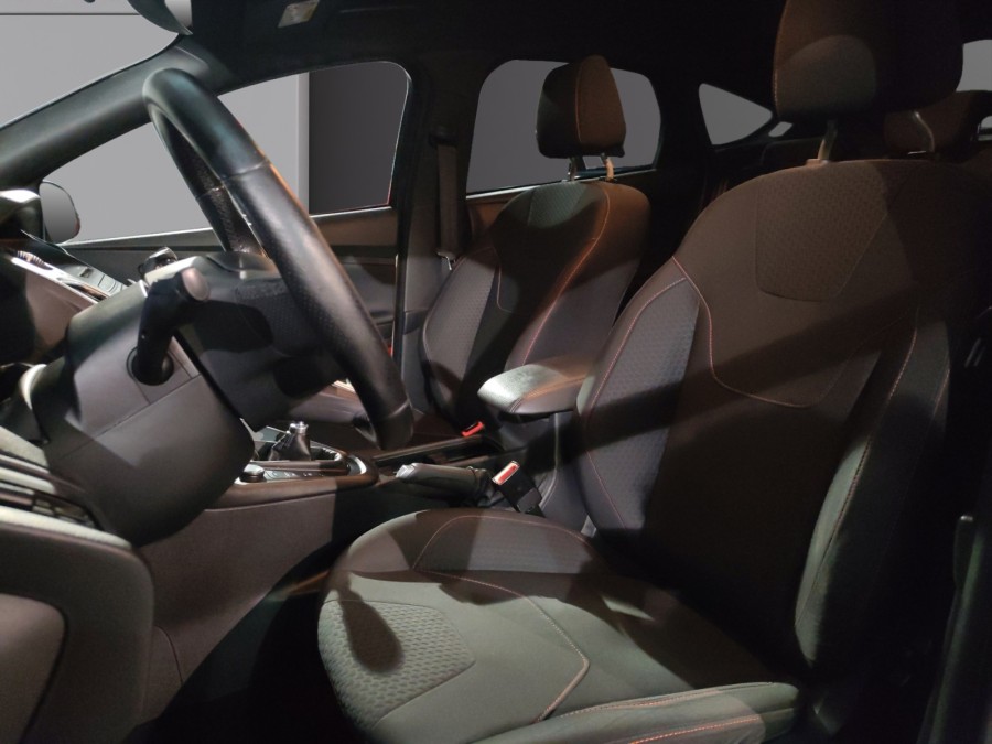 FORD d'occasion FOCUS 1.5 TDCI 120 ST LINE de 2017 St Jean du