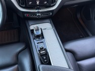 VOLVO d'occasion XC60 T8 TWIN ENGINE INSCRIPTION de 2019 La Ciotat