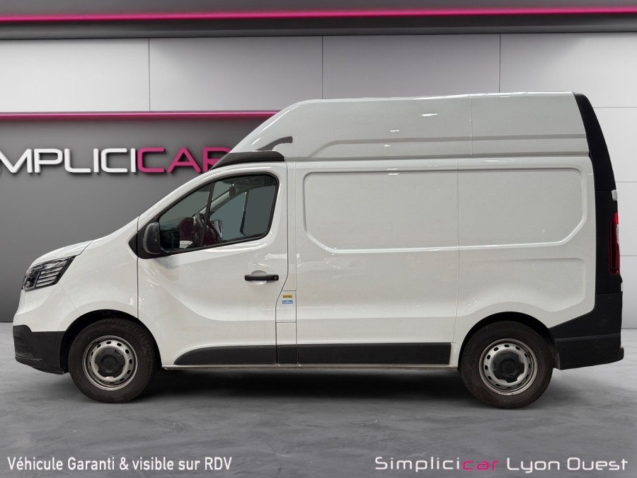 RENAULT d'occasion TRAFIC L1H2 3T 2.0 Blue dCi 150ch Advance -24 de
