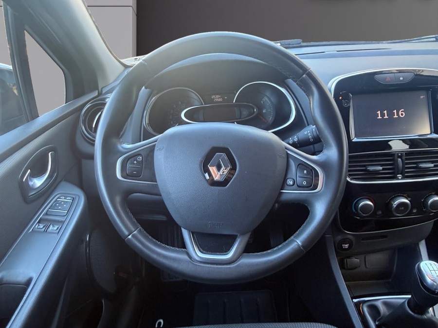 RENAULT d'occasion CLIO TCE 90 BUISNESS de 2018 Nice (06)﻿