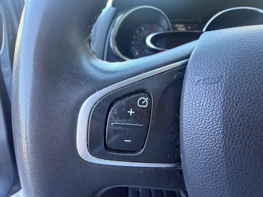 RENAULT d'occasion CLIO TCE 90 BUISNESS de 2018 Nice (06)﻿