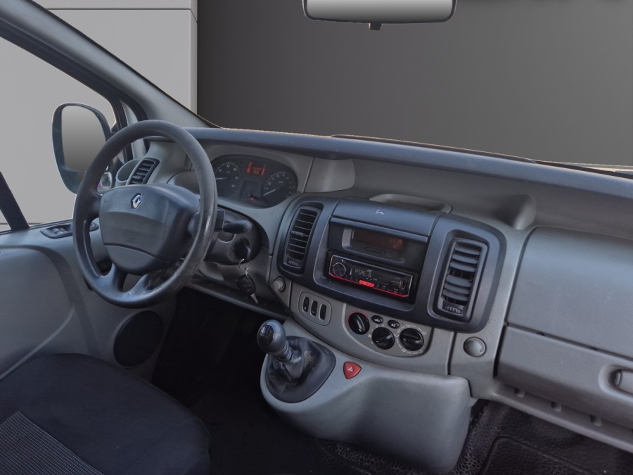 RENAULT d'occasion TRAFIC L1H1 1000 1.9 dCi 100ch de 2006 Valence