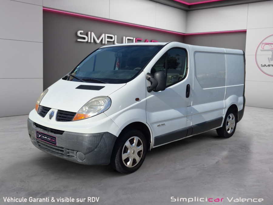 RENAULT d'occasion TRAFIC L1H1 1000 1.9 dCi 100ch de 2006 Valence
