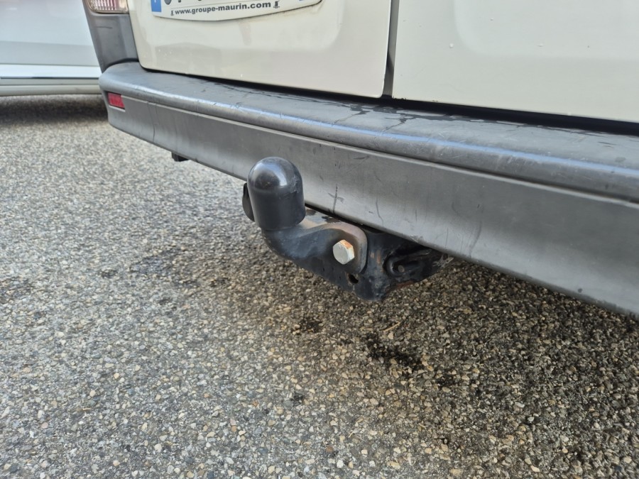 RENAULT d'occasion TRAFIC L1H1 1000 1.9 dCi 100ch de 2006 Valence