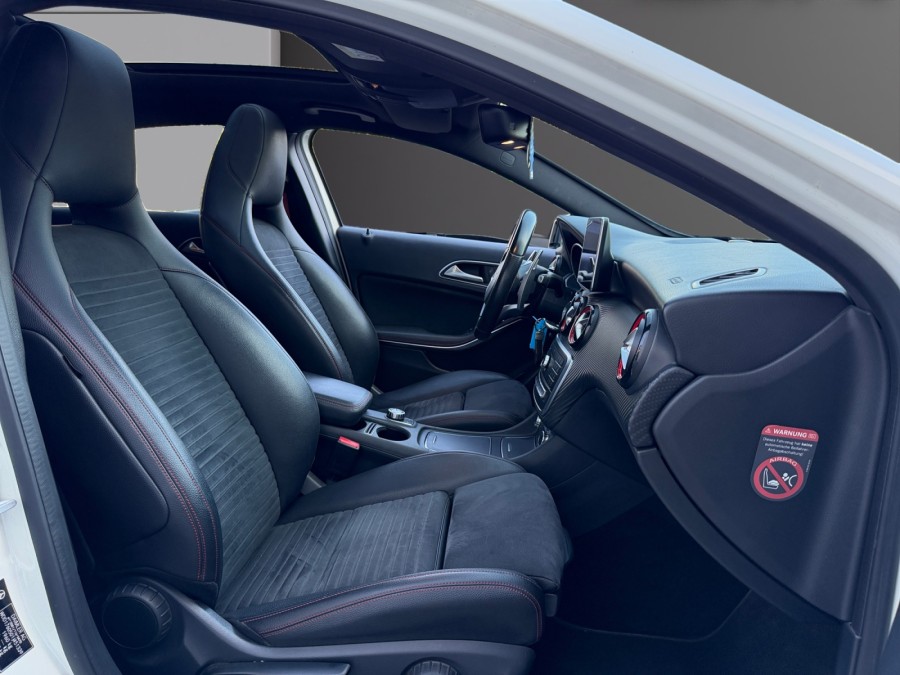 MERCEDES d'occasion A 250 Version Sport 4Matic 7G-DCT de 2016 Toulon