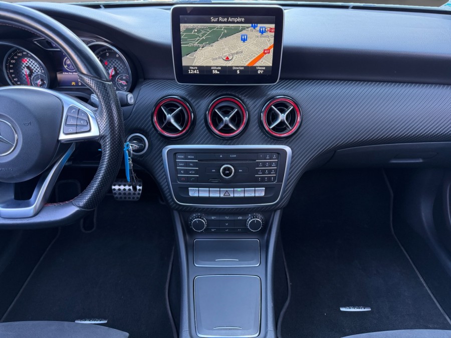 MERCEDES d'occasion A 250 Version Sport 4Matic 7G-DCT de 2016 Toulon