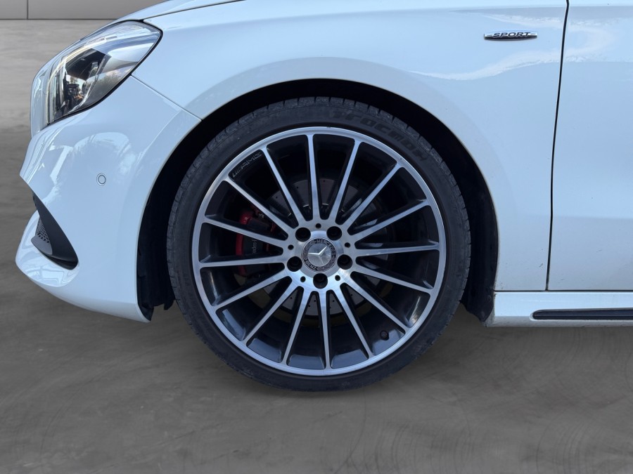 MERCEDES d'occasion A 250 Version Sport 4Matic 7G-DCT de 2016 Toulon