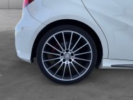 MERCEDES d'occasion A 250 Version Sport 4Matic 7G-DCT de 2016 Toulon