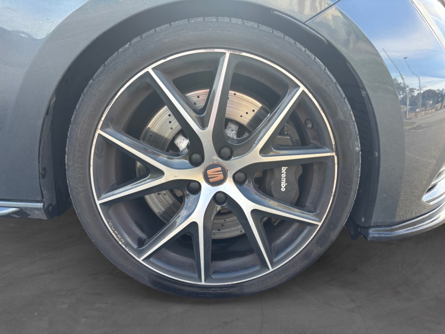 SEAT d'occasion LEON 5F1 de 2019 Brest (29)﻿