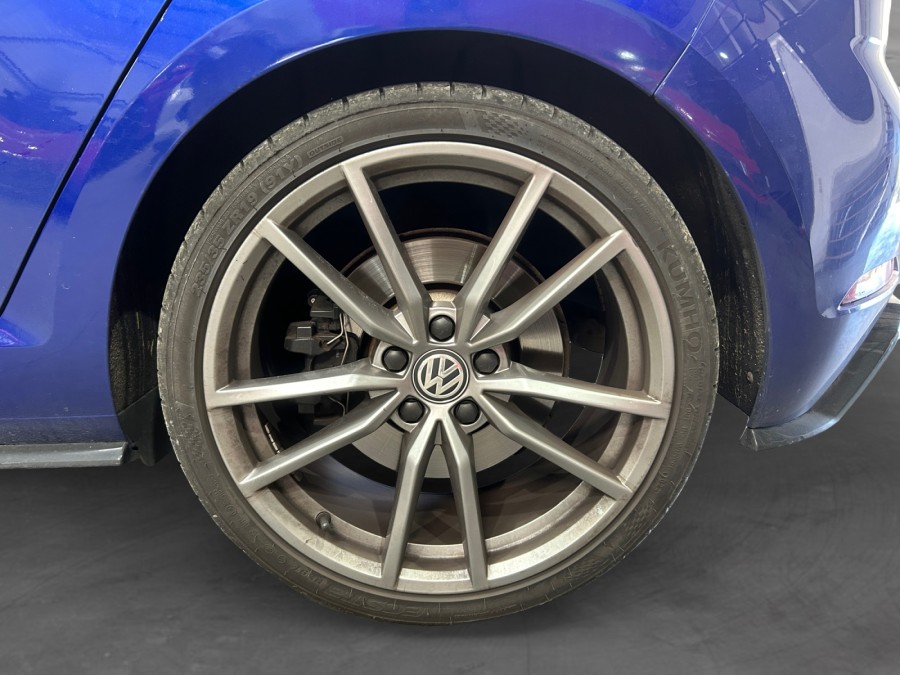 VOLKSWAGEN d'occasion GOLF 2.0 TSI 310 R 4MOTION DSG de 2018 Lyon