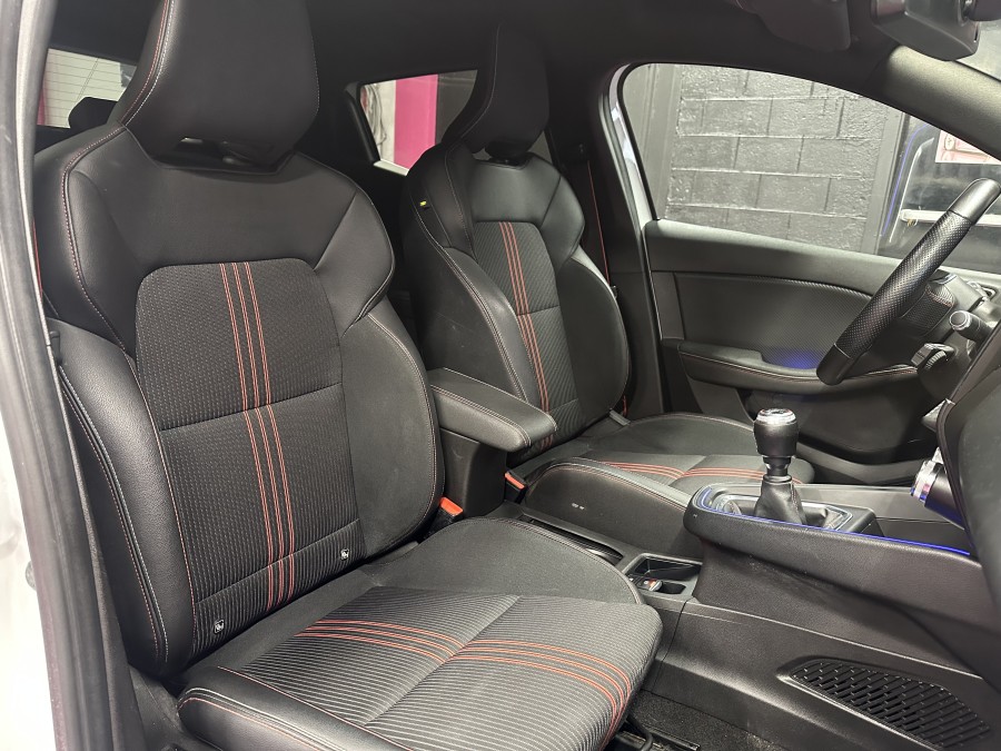 RENAULT d'occasion CLIO 1.0 TCe 100ch RS Line de 2020 Villebon Sur