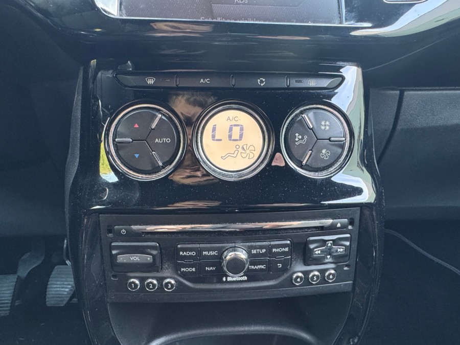 CITROEN d'occasion DS3 AIRDREAM de 2014 Vienne (38)﻿
