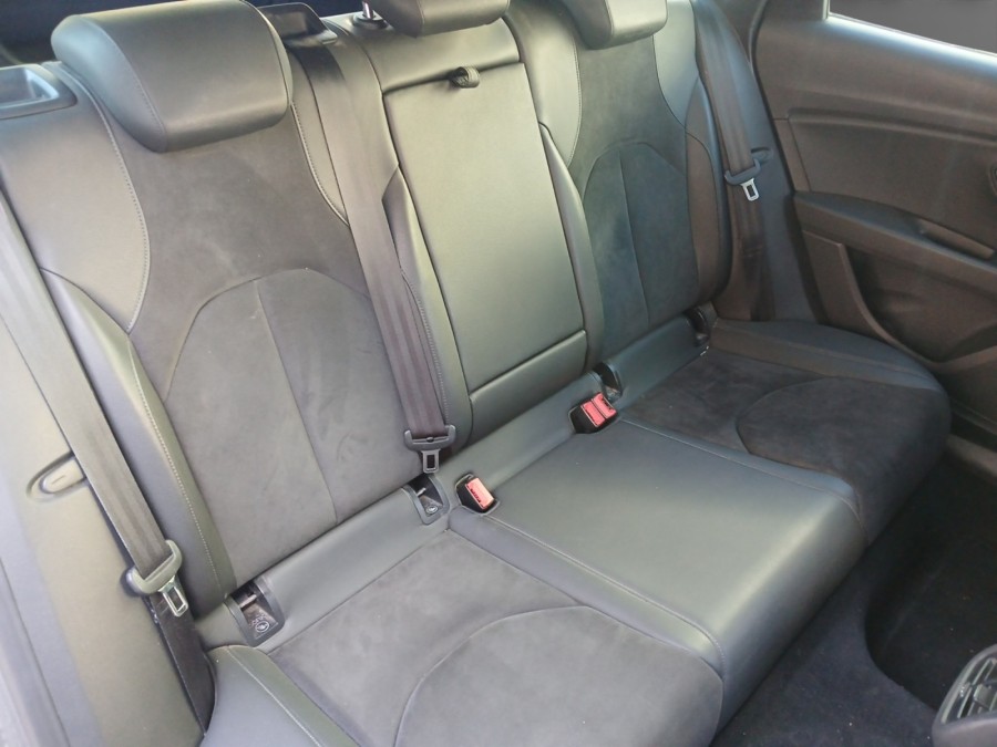 SEAT d'occasion LEON ST 2.0 TDI 150 CONNECT de 2015 La Ciotat (13)﻿