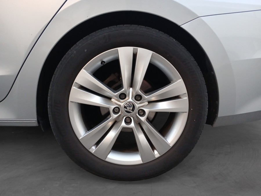SKODA d'occasion OCTAVIA COMBI 2.0 TDI 150 BUISNESS DSG7 de 2023 La