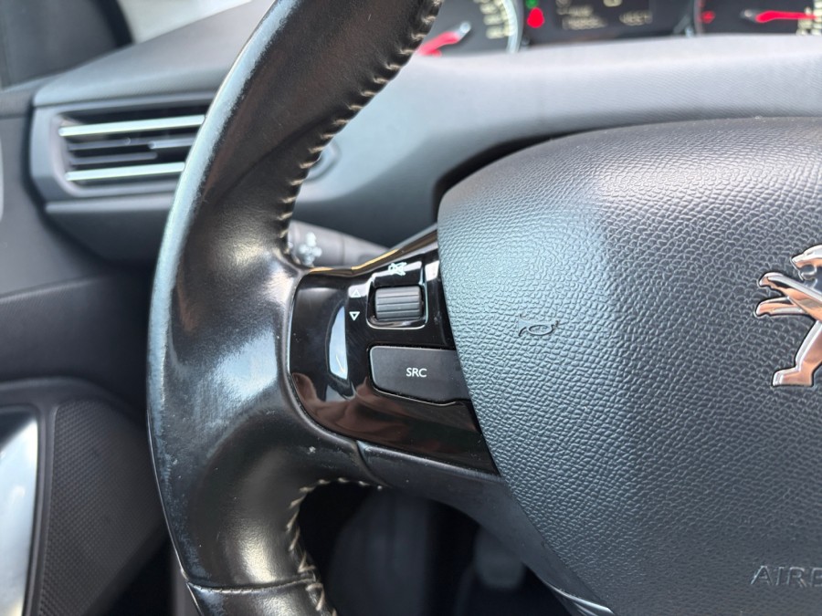 PEUGEOT d'occasion 308 1.2 PURE de 2015 Valence (26)﻿