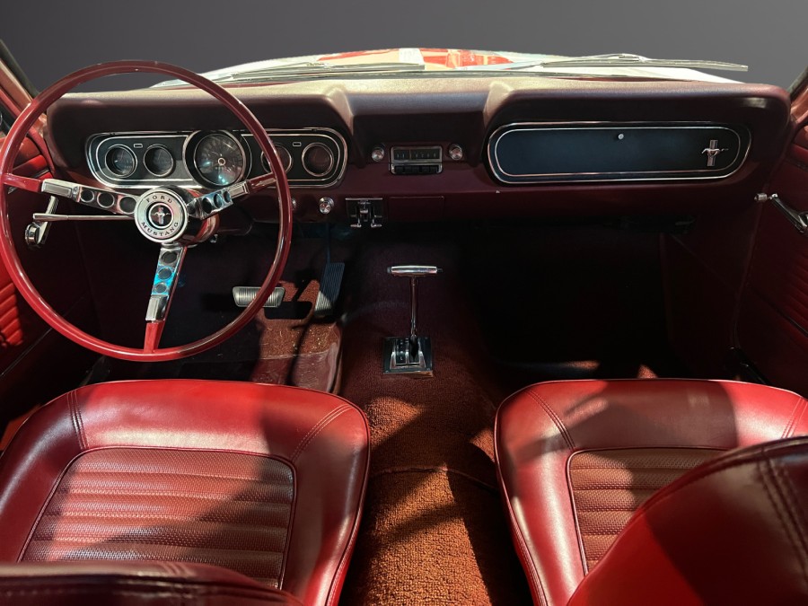 FORD d'occasion MUSTANG FORD Mustang de 1966 Fontainebleau (77)﻿