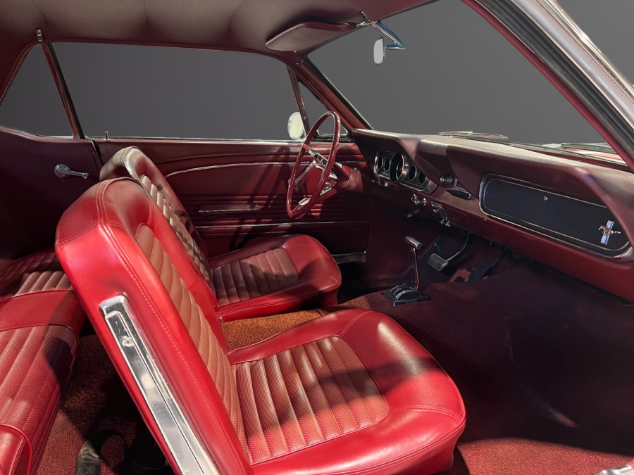 FORD d'occasion MUSTANG FORD Mustang de 1966 Fontainebleau (77)﻿