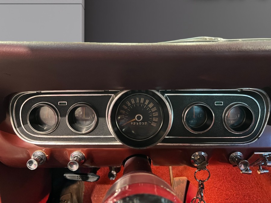 FORD d'occasion MUSTANG FORD Mustang de 1966 Fontainebleau (77)﻿