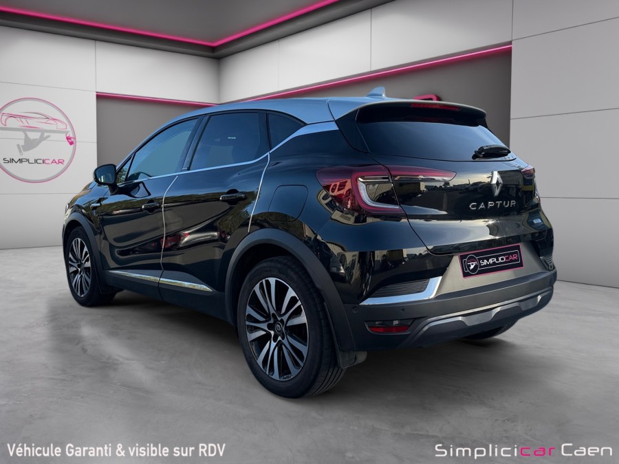 RENAULT d'occasion CAPTUR 1.6 E-Tech Plug-in 160ch Initiale Paris de