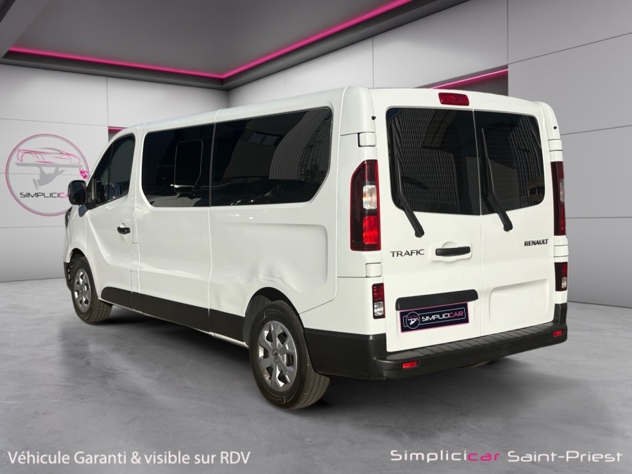 RENAULT d'occasion TRAFIC L2 2.0 Blue dCi 150ch S&S Zen 8 places de
