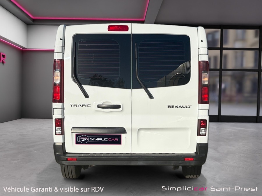 RENAULT d'occasion TRAFIC L2 2.0 Blue dCi 150ch S&S Zen 8 places de