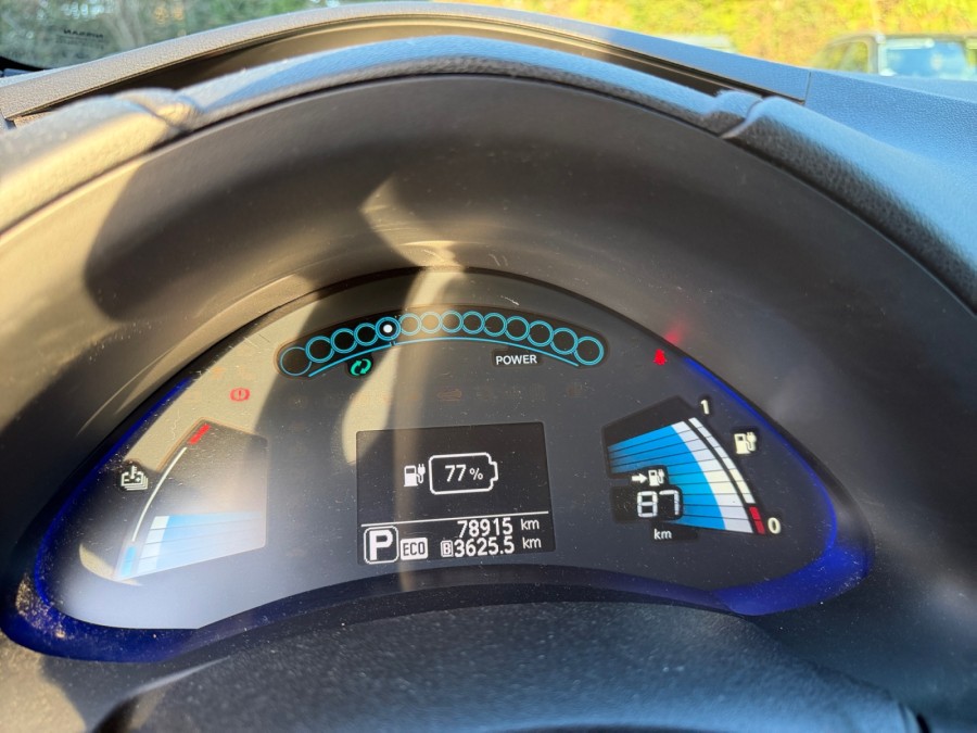 NISSAN d'occasion LEAF 109ch 24kWh Acenta de 2016 Caen (14)﻿