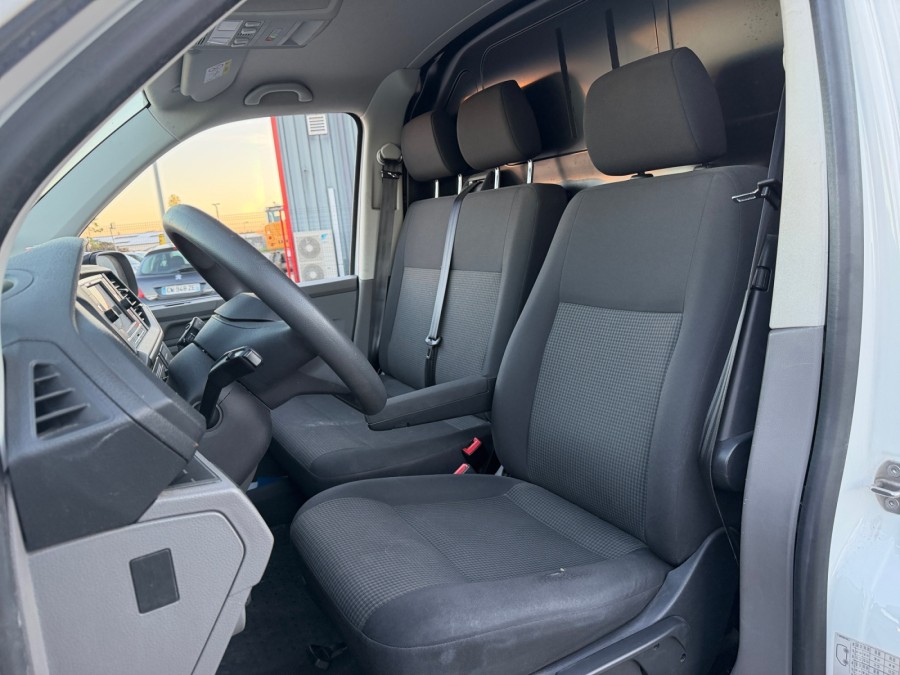 VOLKSWAGEN d'occasion TRANSPORTER 6.1 L1H1 2.0 TDI 110 BUSINESS de
