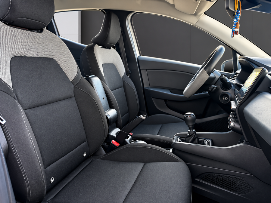 RENAULT d'occasion CLIO 1.0 TCE 90 BUSINESS de 2021 Guadeloupe (97)﻿
