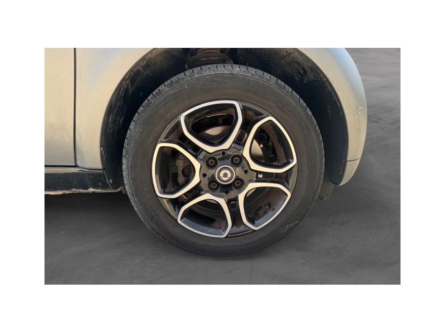 SMART d'occasion FORTWO 1.0 71 PRIME BA de 2015 La Ciotat (13)﻿