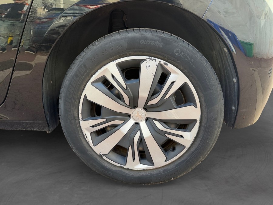 PEUGEOT d'occasion 208 1.2 PURETECH 100 ACTIVE EAT de 2020 Le Raincy