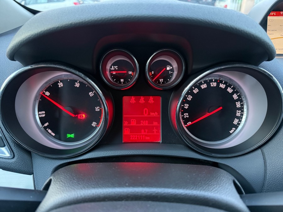 OPEL d'occasion MOKKA 1.7 CDTI 130 4X4 ECOFLEX COSMO de 2015 Toulon