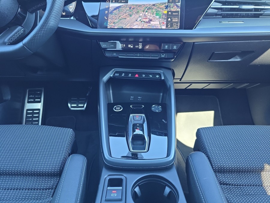 AUDI d'occasion A3 2.0 TDI 150 S-LINE S TRONIC de 2025 Vichy (03)﻿