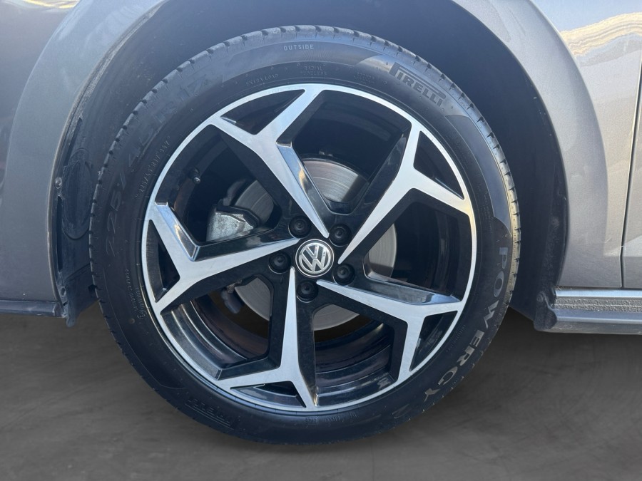 VOLKSWAGEN d'occasion POLO VOLKSWAGEN POLO R LINE de 2019 Salon de