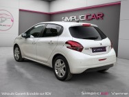 PEUGEOT d'occasion 208 PEUGEOT 208 1.2 VTi 12V 82Ch STYLE de 2016