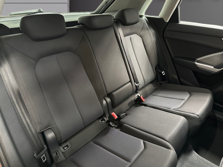 AUDI d'occasion Q3 35 TDI 2.0 150 LIMITED S TRONIC de 2019 Lorient