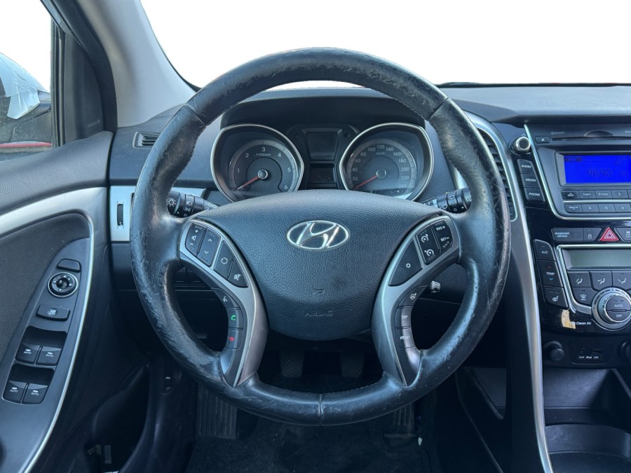 HYUNDAI d'occasion I30 1.6 CRDI110 PACK Sensation Blue Drive 5p de