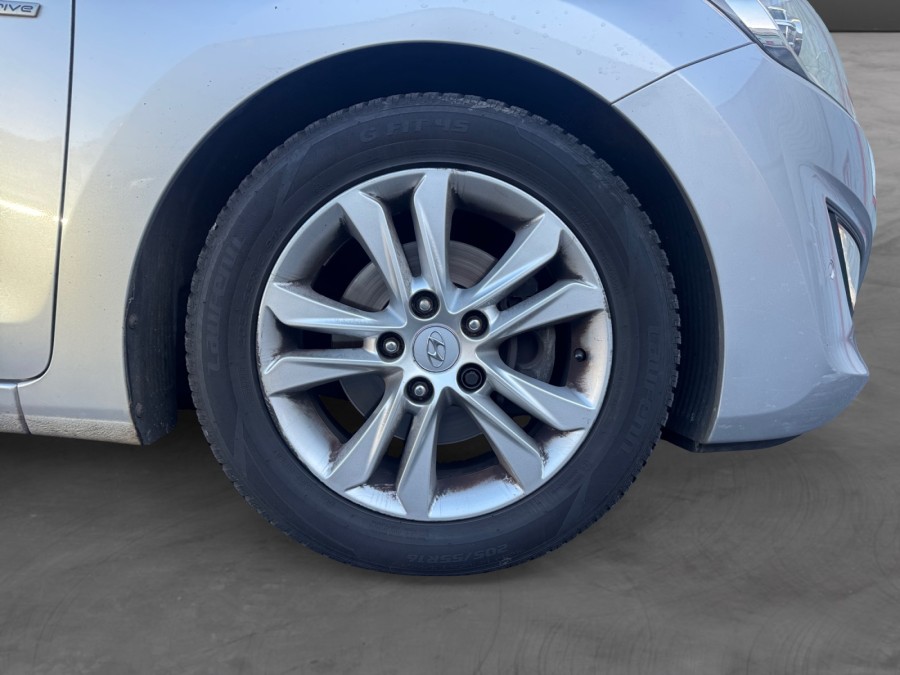 HYUNDAI d'occasion I30 1.6 CRDI110 PACK Sensation Blue Drive 5p de