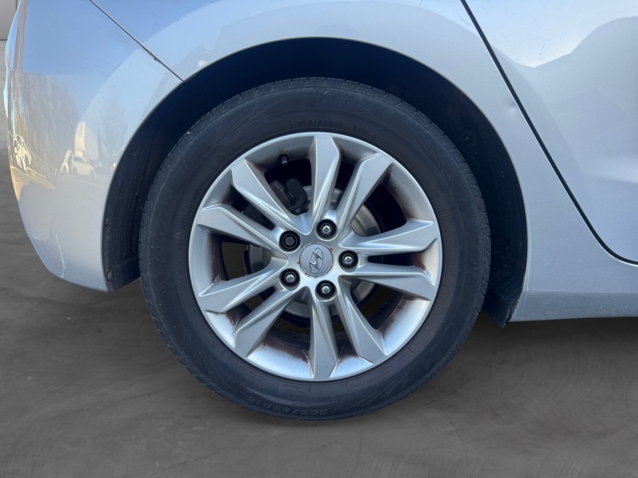 HYUNDAI d'occasion I30 1.6 CRDI110 PACK Sensation Blue Drive 5p de