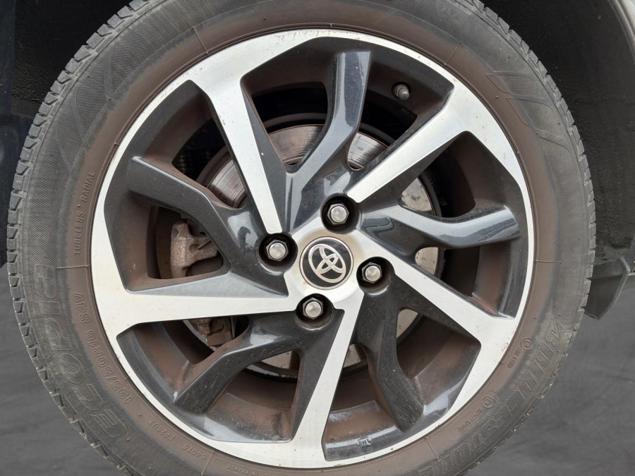 TOYOTA d'occasion YARIS Génération 3 Phase 3 de 2019 Lyon St Priest