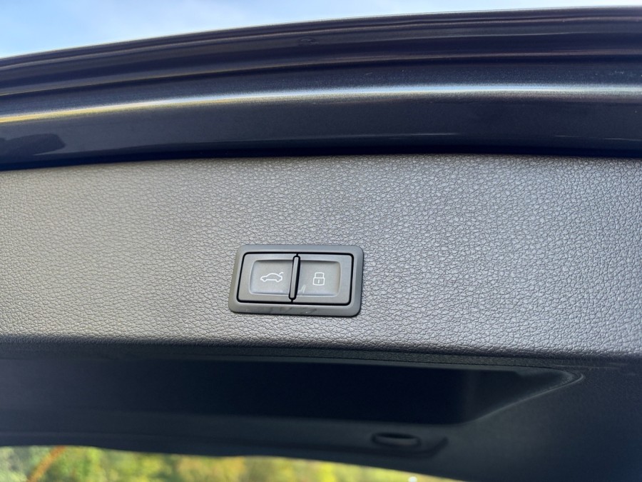 AUDI d'occasion Q2 35 TFSI 150ch S line S tronic 7 de 2021 Champigny
