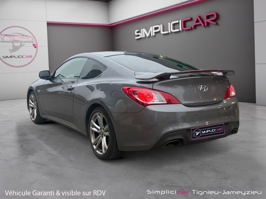 HYUNDAI d'occasion GENESIS 2.0 T Pack Executive de 2011 Nord Isère